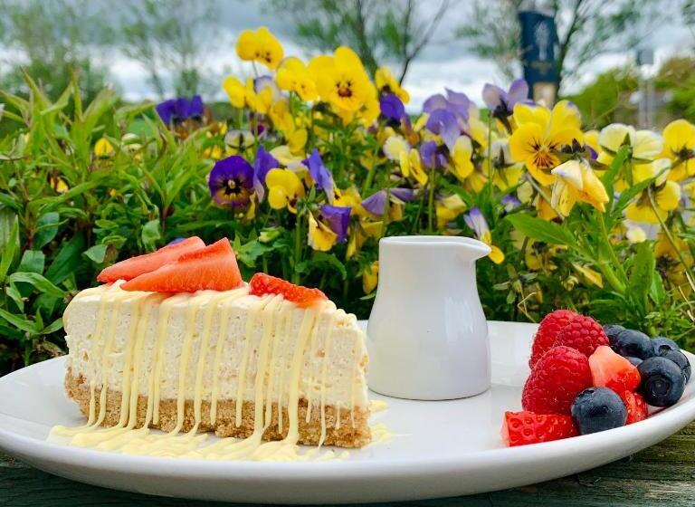 Отель Newburgh Inn