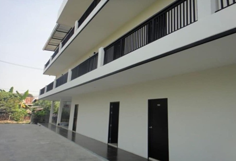 בית מלון כפרי O Drive Resort &