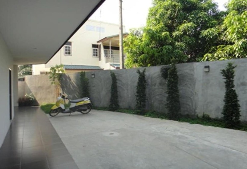 בית מלון כפרי O Drive Resort &