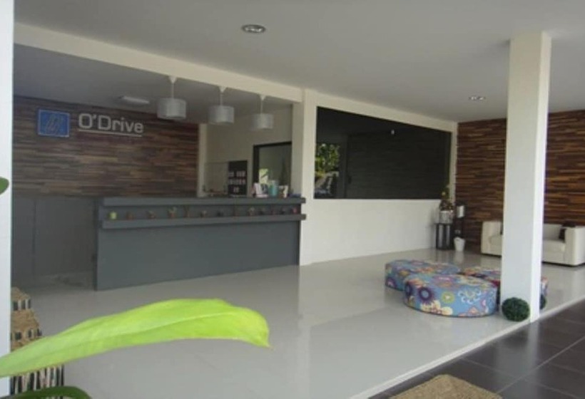 בית מלון כפרי O Drive Resort &