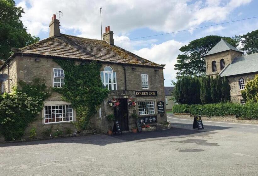 ホテル Old Coach House At The Golden Lion