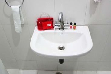 هتل Oyo Rooms By Pass Road Gandhi Nagar