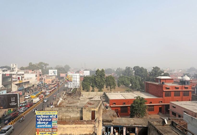 호텔 Oyo Rooms Near Railway Station Meerut