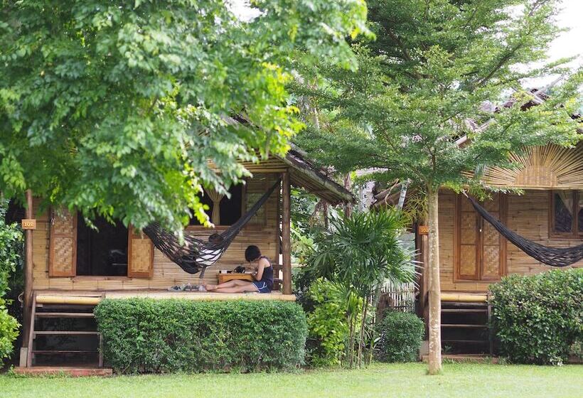 בית מלון כפרי Pai Country Hut