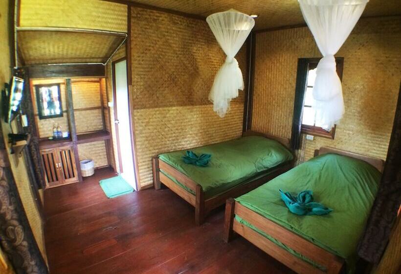 בית מלון כפרי Pai Country Hut