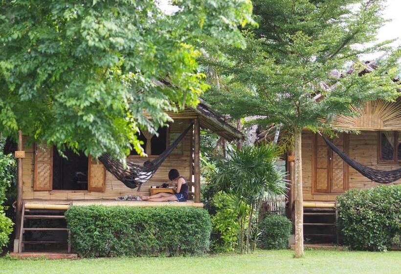 בית מלון כפרי Pai Country Hut