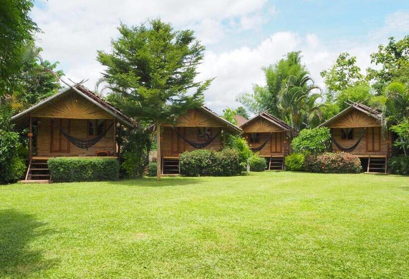 בית מלון כפרי Pai Country Hut