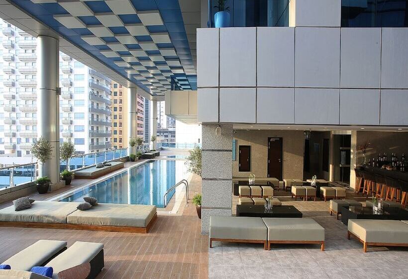 هتل Ramada By Wyndham Dubai Barsha Heights