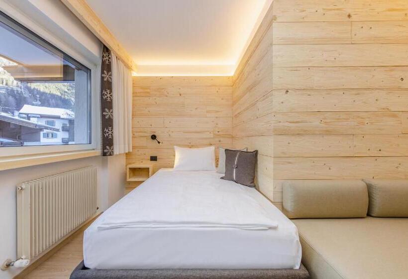 בית מלון כפרי Ramon