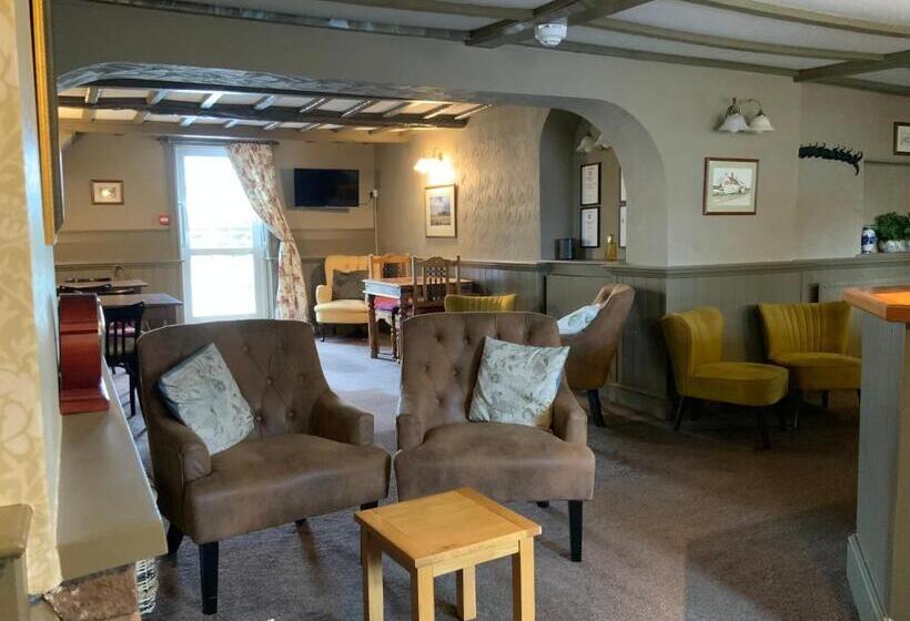 בית מלון כפרי The Red Lion Inn