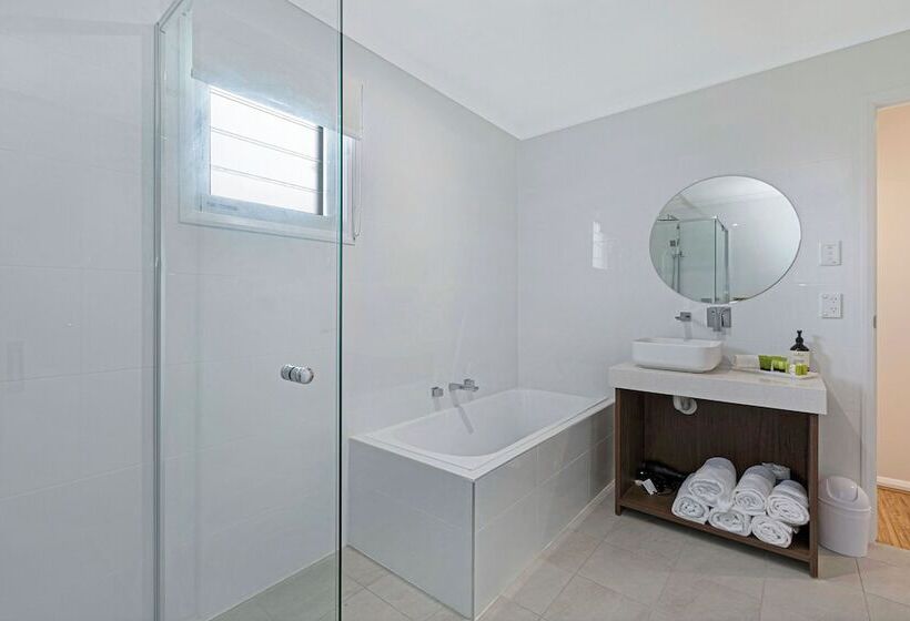 בית מלון כפרי Reflections Evans Head   Holiday Park