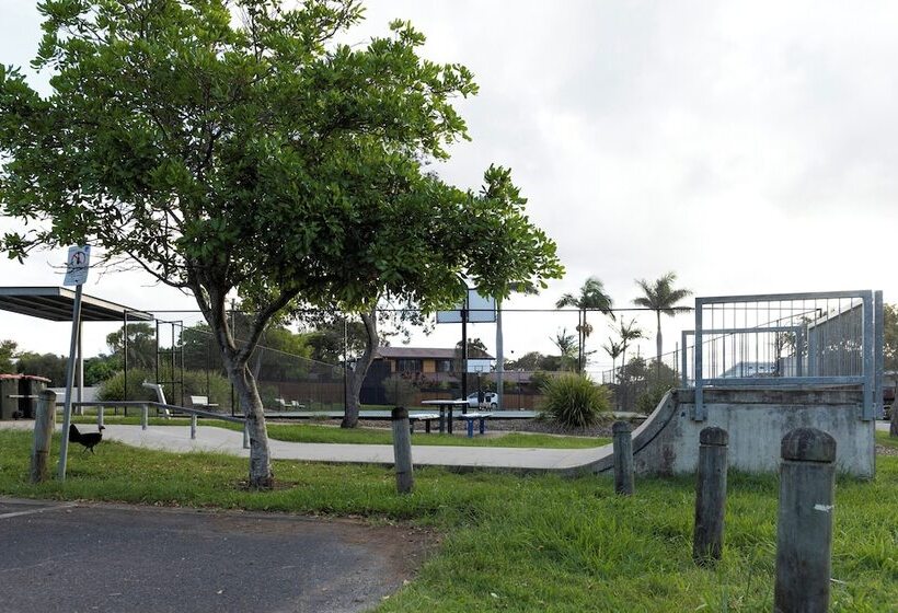 בית מלון כפרי Reflections Corindi Beach   Holiday Park