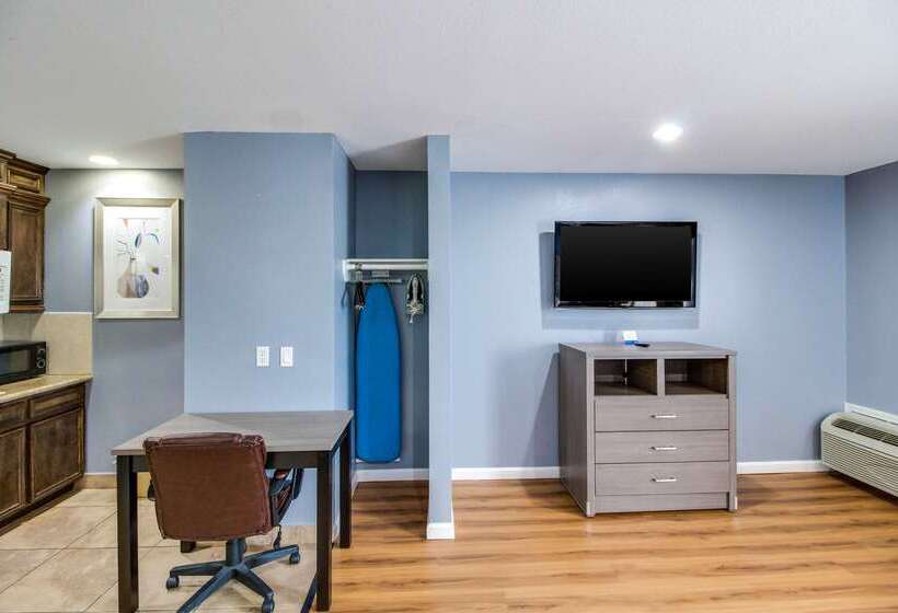 Отель Rodeway Inn & Suites Port Arthur   Groves