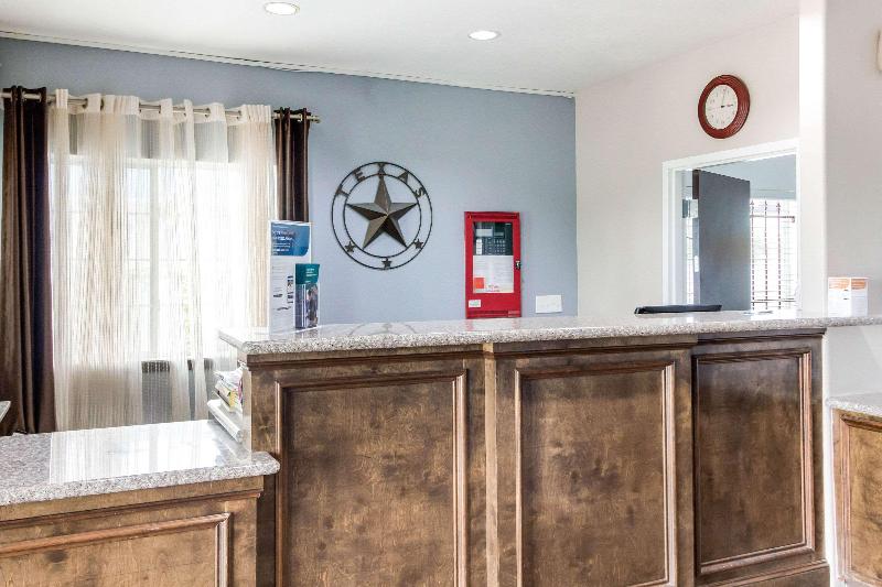 Отель Rodeway Inn & Suites Port Arthur   Groves