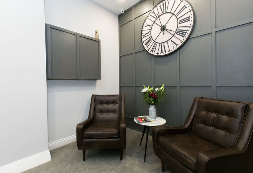 فندق Townhouse 16 Ilford Hill