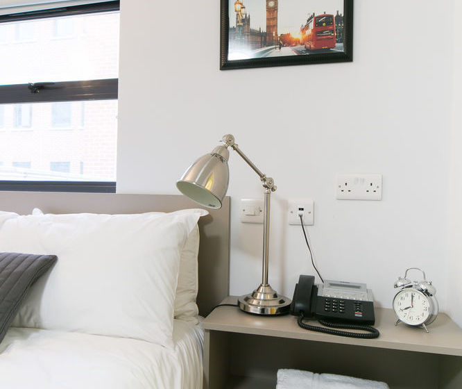 فندق Townhouse 16 Ilford Hill