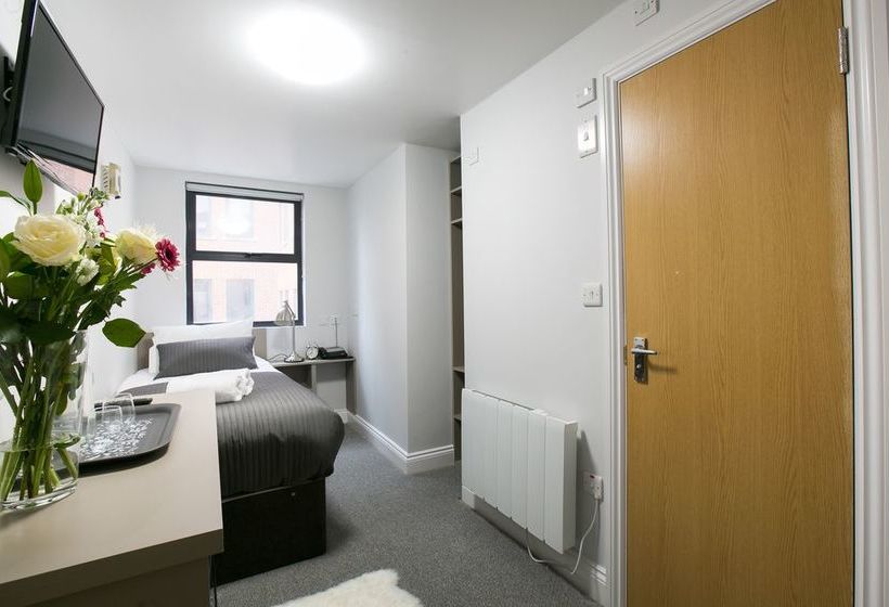 فندق Townhouse 16 Ilford Hill