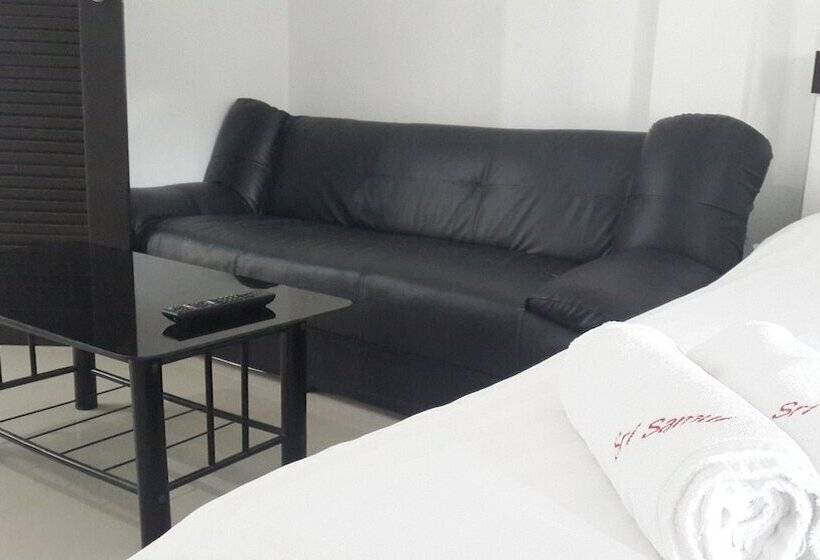 בית מלון כפרי Sri Samui