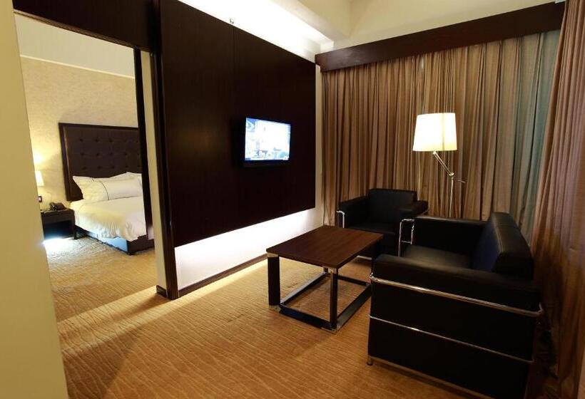 فندق Symphony Suites