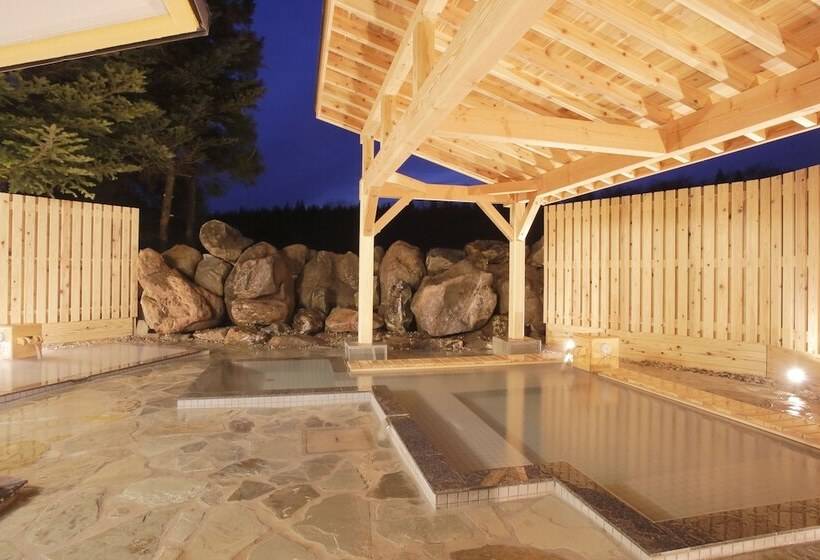 בית מלון כפרי Tazawako Lake Resort & Onsen