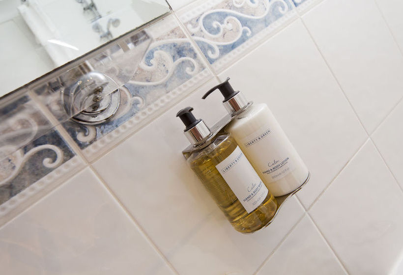 فندق The Izaak Walton