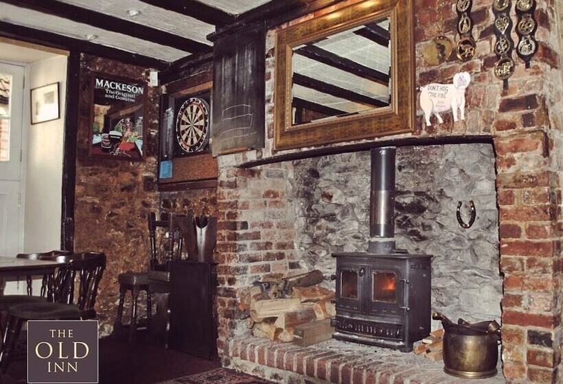 فندق The Old Inn