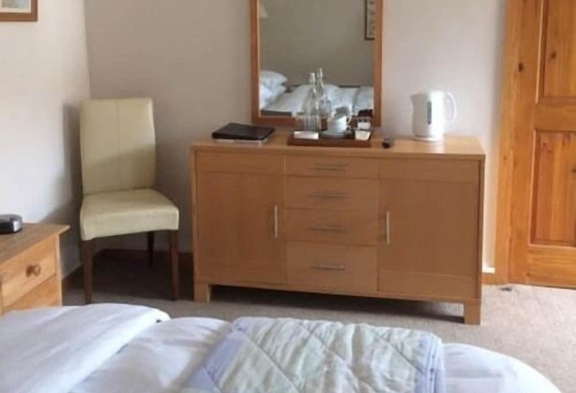 فندق The Old Inn