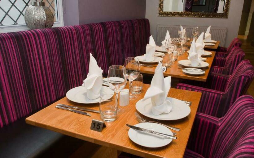 ホテル The Vernon