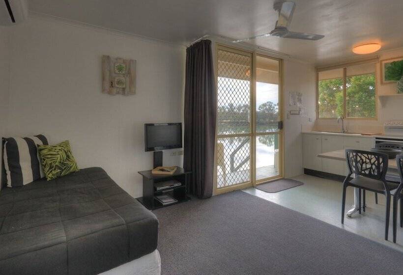 Maroochy River Bungalows