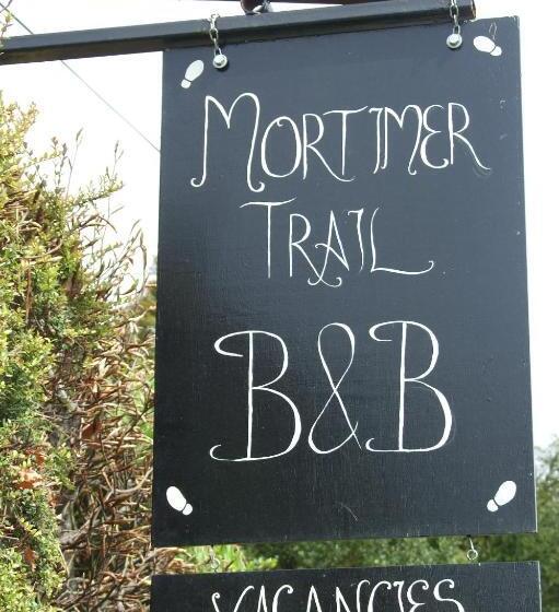 ベッドアンドブレックファースト Mortimer Trail B And B