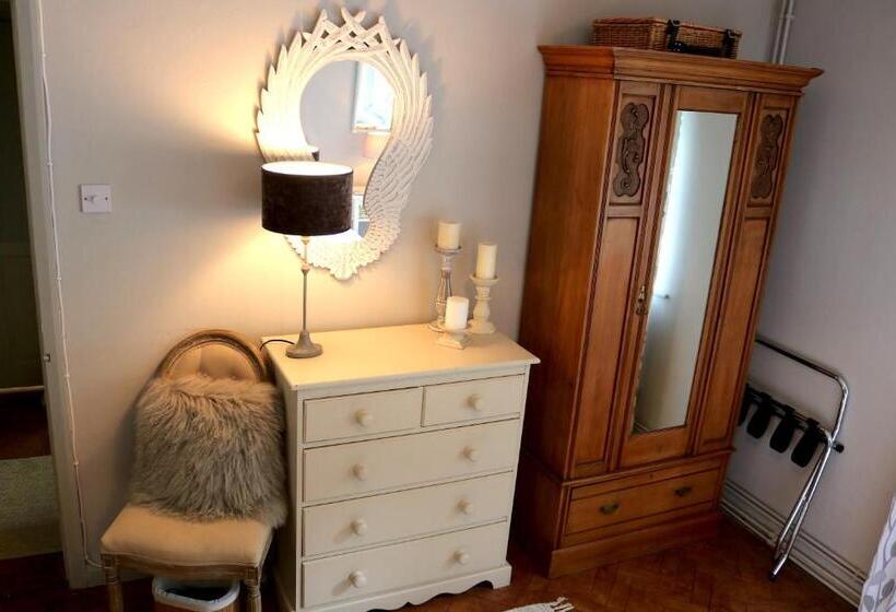 ベッドアンドブレックファースト Mortimer Trail B And B