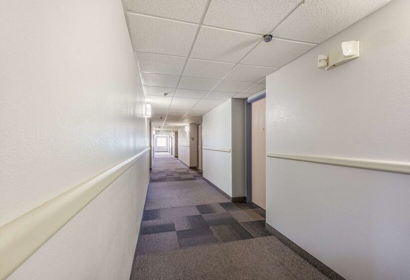 モーテル Americas Best Value Inn Knoxville East