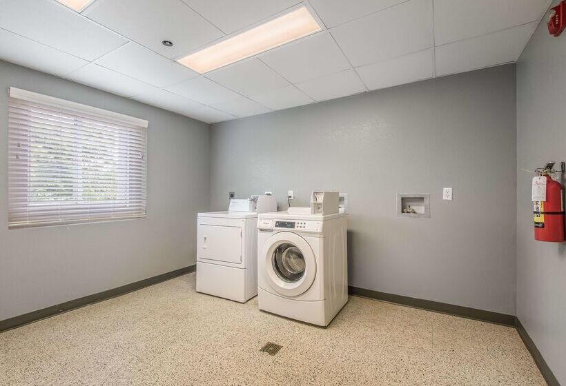 モーテル Americas Best Value Inn Knoxville East