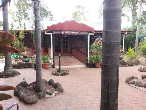 فندق على الطريق Bronco Motor Inn