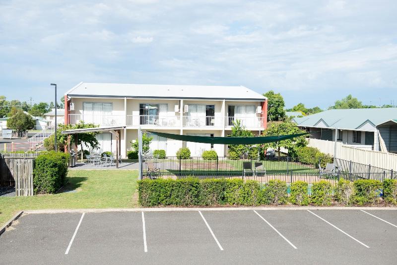 מוטל Capella Coach Inn