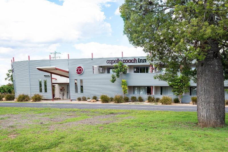 מוטל Capella Coach Inn