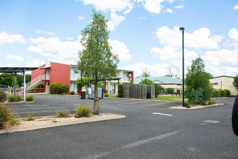 מוטל Capella Coach Inn