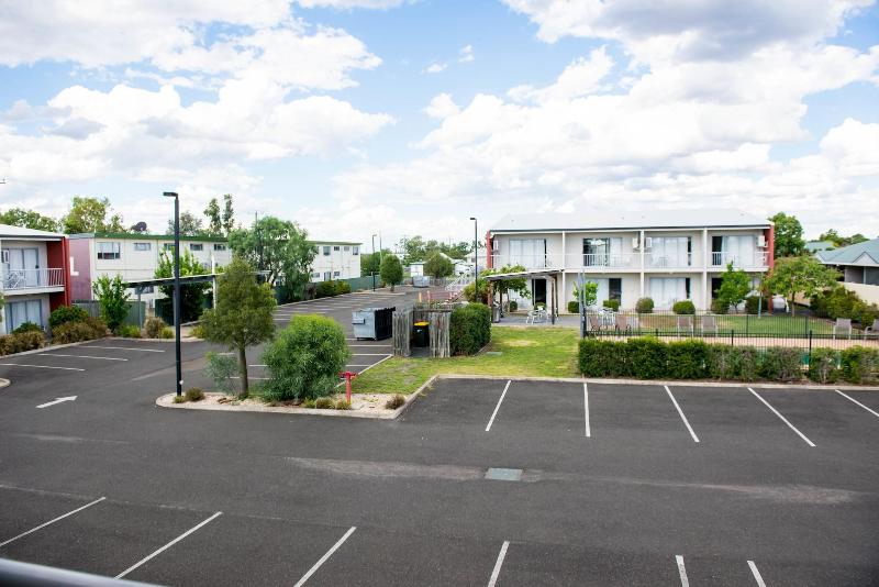 מוטל Capella Coach Inn