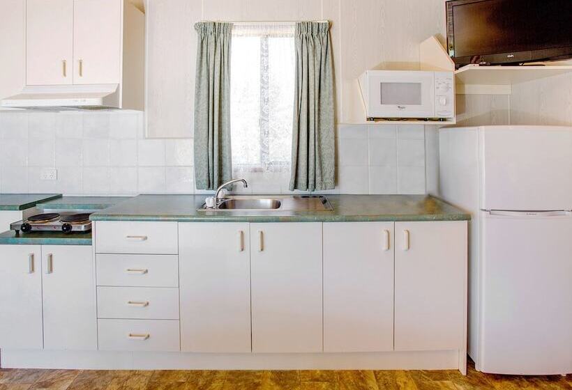 Nrma Warrnambool Riverside Holiday Park