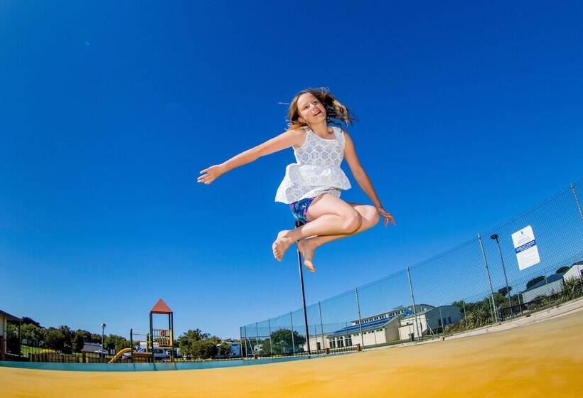 Nrma Warrnambool Riverside Holiday Park