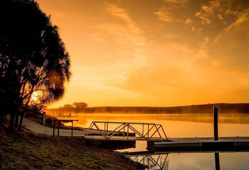 Nrma Warrnambool Riverside Holiday Park