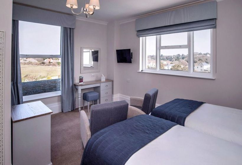 Пансион Freshwater Bay House