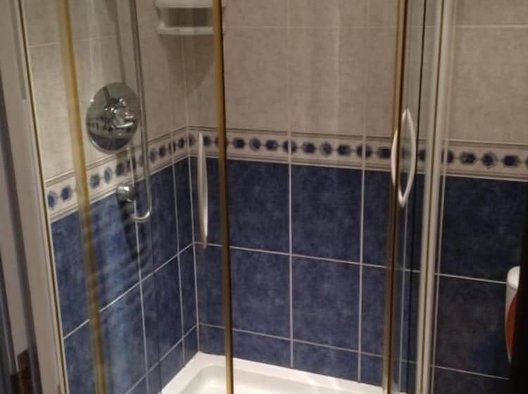 ペンション Grisnoir Guest House