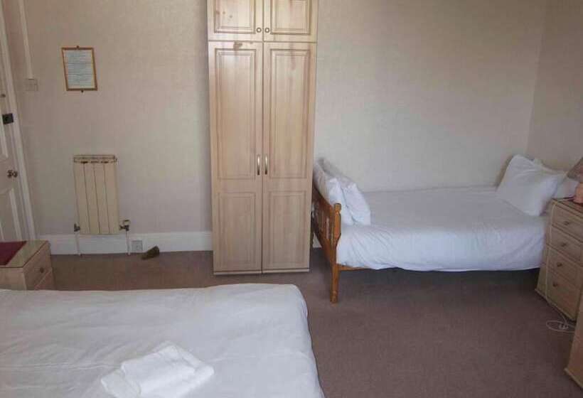 ペンション Grisnoir Guest House