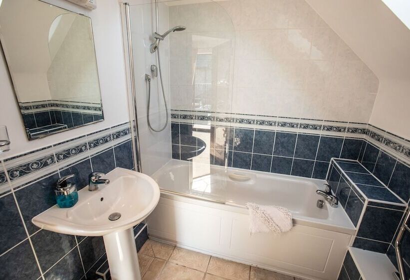 פנסיון Newclose Farm