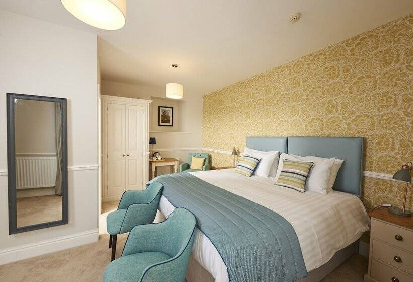 ペンション Newfield Hall