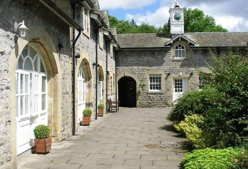 ペンション Newfield Hall