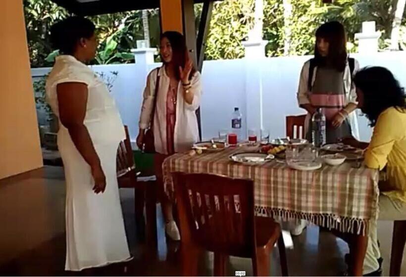 Пансион Adara Negombo