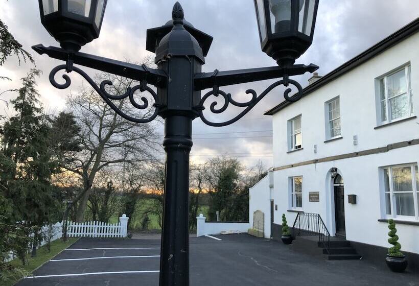 بنسيون Stifford Clays Farm