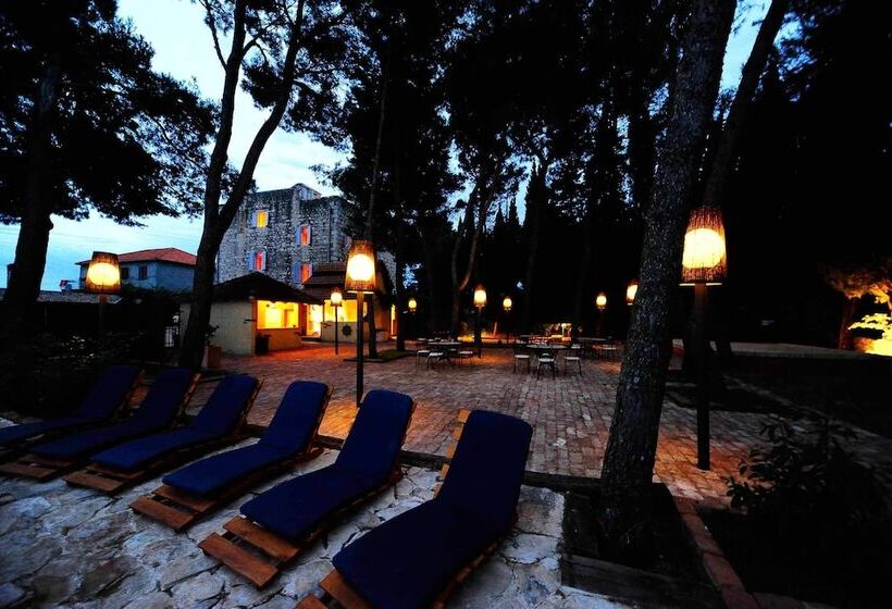 بنسيون Villa Skula